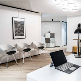 Bureau privé 80 m² 18 postes Coworking Rue de Rouvray Neuilly-sur-Seine 92200 - photo 10